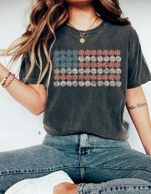 Retro American Flag Tshirt, 4th of July Shirts, Womens Fourth of July TShirt, USA Graphic Tee, Patriotic Shirt,...