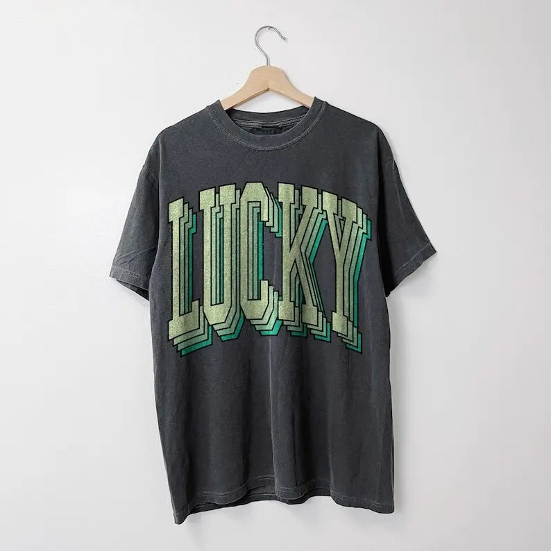 Retro Lucky Shirt Vintage Tshirt, St Patricks Day T-shirt, Lucky Shirt, Oversized Shirts, St Pattys Lucky Shirt Casual...