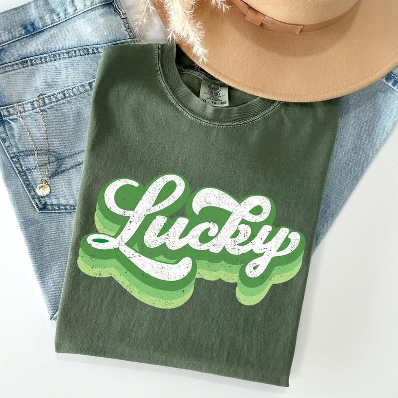 Retro Lucky Vintage St Patrick'S Day Comfort Colors Crew Neck T-Shirts, Hoodie, Sweatshirt