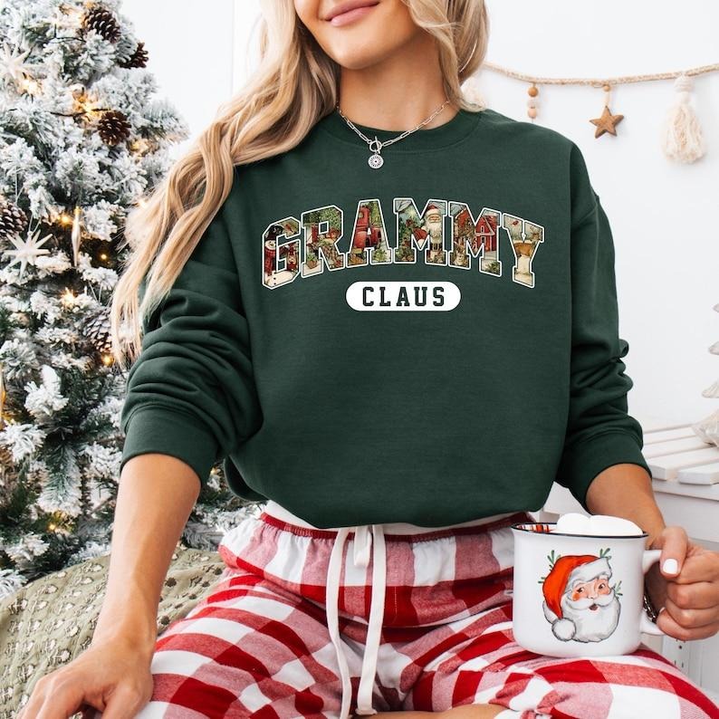 Retro Vintage Grammy Claus Sweatshirt, Christmas Grammy Shirt, Grammy Claus T-shirt, Family Christmas Sweater, New...