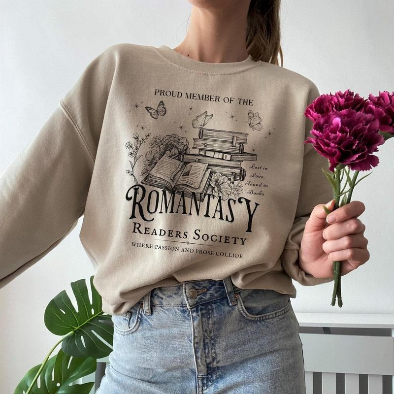 Romantasy Reader Sweatshirt Booklover Booknerd Bookish Shirt Bookclub Smut Fantasy Gift for Her Spicy Dark Romance Book...