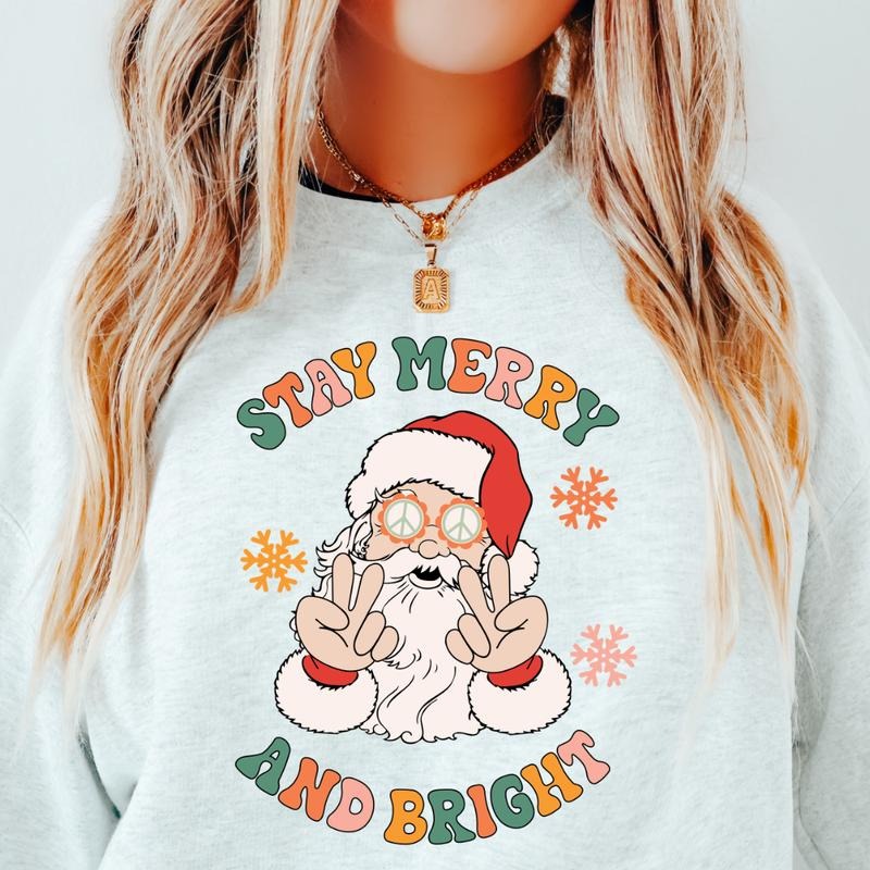 STAY MERRY AND BRIGHT CREWNECK (Crewneck Sweatshirt, Unisex Fit, Causal Sweatshirt for Christmas, Christmas Holiday...