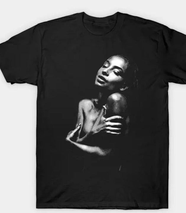 Sade Adu Lovers Rock 2001 Tour White T-shirt, Sade Summer Tour Concert Menswear Top Hoodie Sweatshirt | PrintMintTees.com