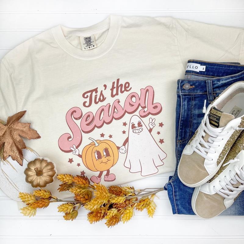 Spooky Tis The Season Comfort Colors SS T-Shirt Hoodie, Sweatshirt | PrintMintTees.com