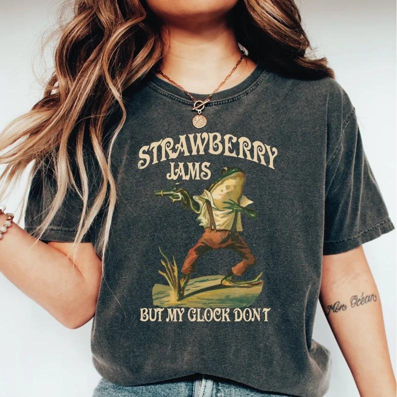 Strawberry Jams But My Glock Don' Funny Frog Shirt Funny Meme Sweashirt Casual Him Her Viral T-Shirts, Hoodie, Sweatshirt