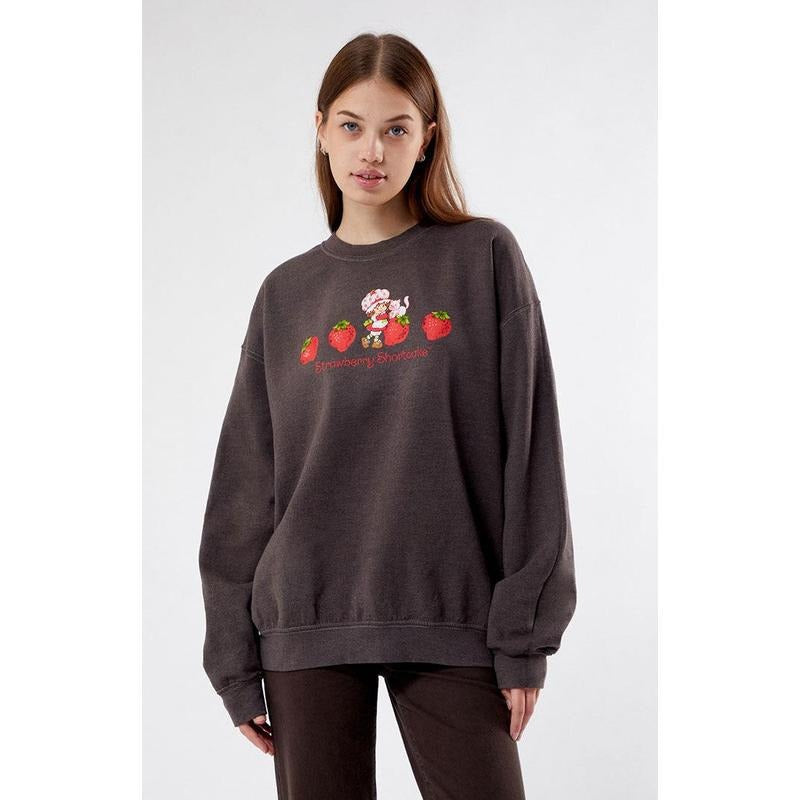 Strawberry Shortcake Women's Cat Crew Creck Sweatshirt Shirt Hoodie | PrintMintTees.com