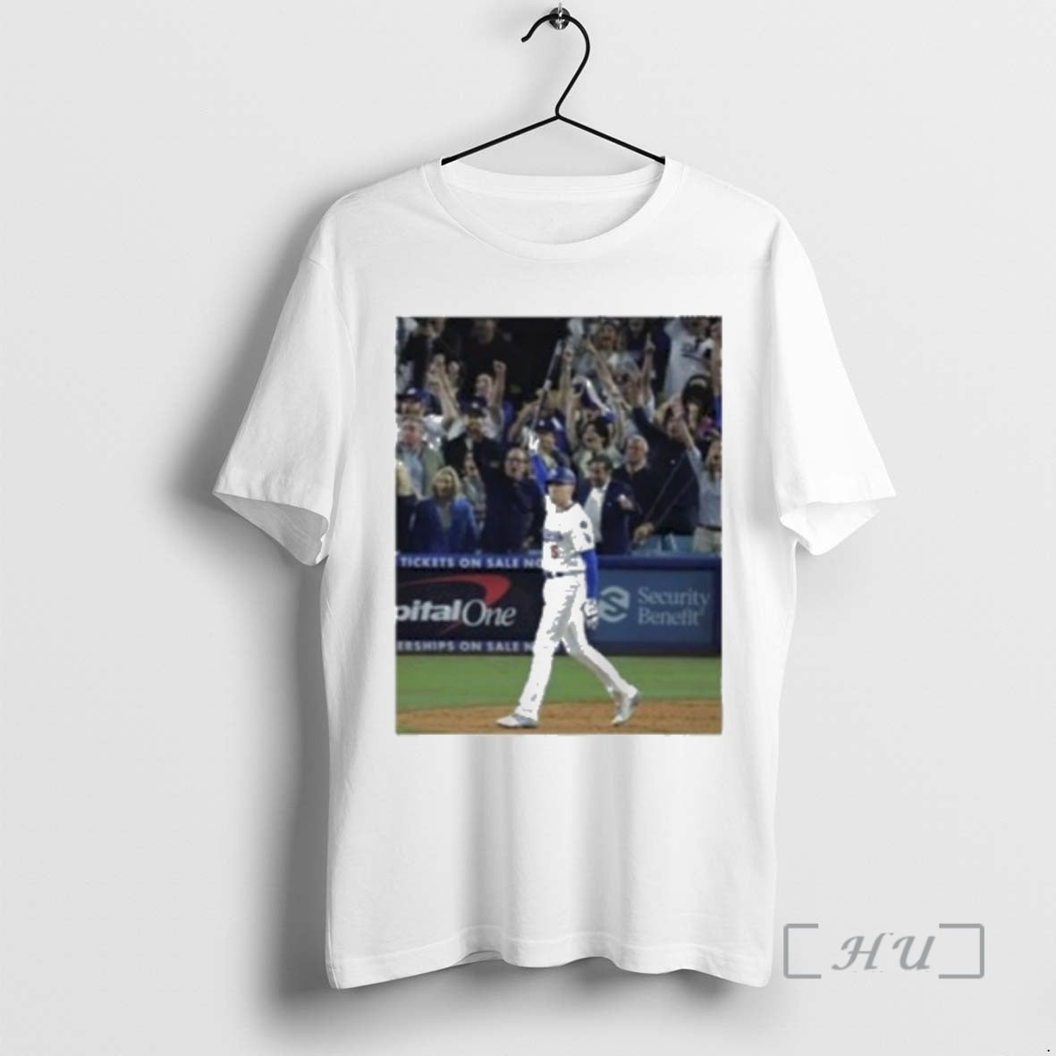 Trending Freddie Freeman Grand Slam Walk Off Homerun T-Shirts, Hoodie, Sweatshirt | PrintMintTees.com