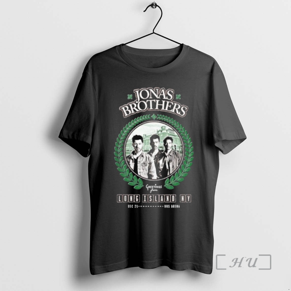 Trending Jonas Brothers Greetings From Long Island Ny December 21 T-Shirts, Hoodie, Sweatshirt | PrintMintTees.com