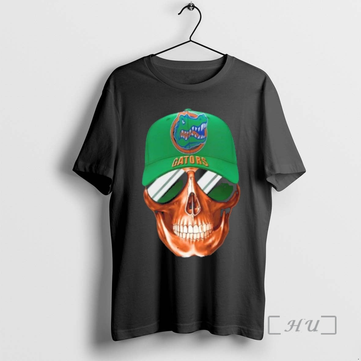 Trending Skull Wearing A Cap And Smile Florida Gators Fans T-Shirts, Hoodie, Sweatshirt | PrintMintTees.com