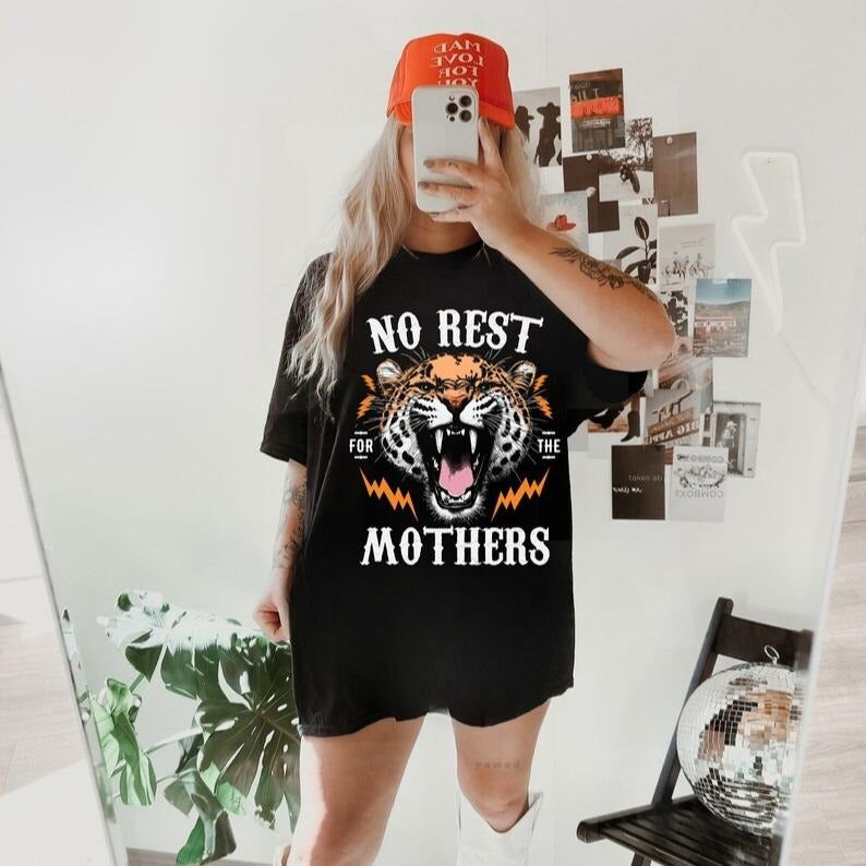 Trendy Oversized Mom Tshirt, No Rest For the Mothers Top, Grunge Shirt, Edgy Women's Clothing, Oversized Tee Womenswear...