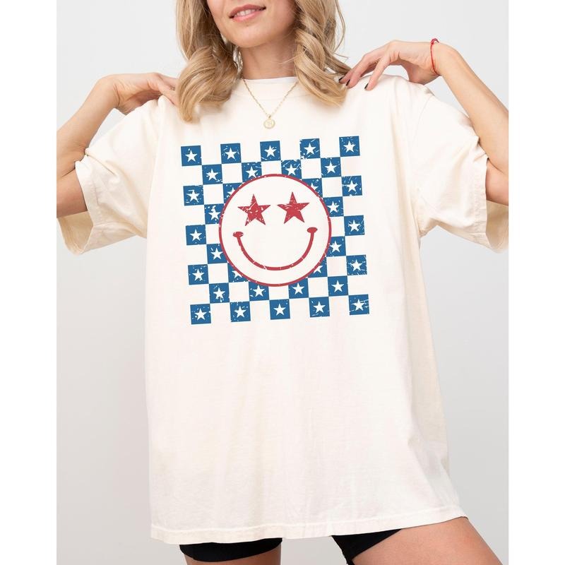 USA Smiley, Patriotic, America, Retro, Vintage, Independence Day, Fourth Of July, 4th of July Tshirt, Women's, Comfort...