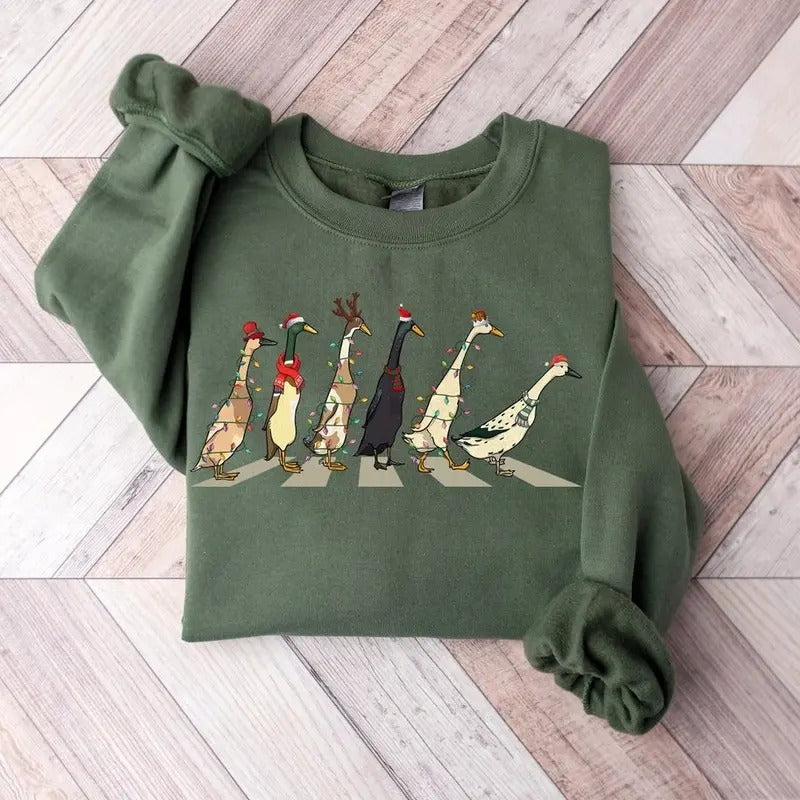 Unisex Christmas Ducks Sweatshirt - Classic Fit Crewneck Sweatshirt & Hoodie