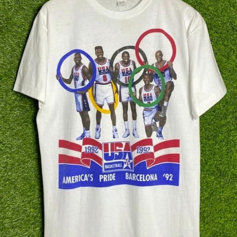 Vintage 1992 USA olympic basketball Dream Team tee shirt Tshirt Streetwear Shortsleeve Crewneck Graphic Menswear Top...