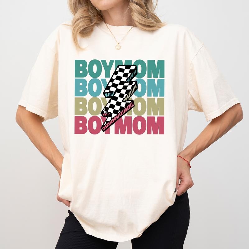 Vintage Boy Mom Comfort Colors Shirt Cool Boy Mama Retro Checkered Lightning Mom Mama Mom Shirt Hoodie Sweatshirt