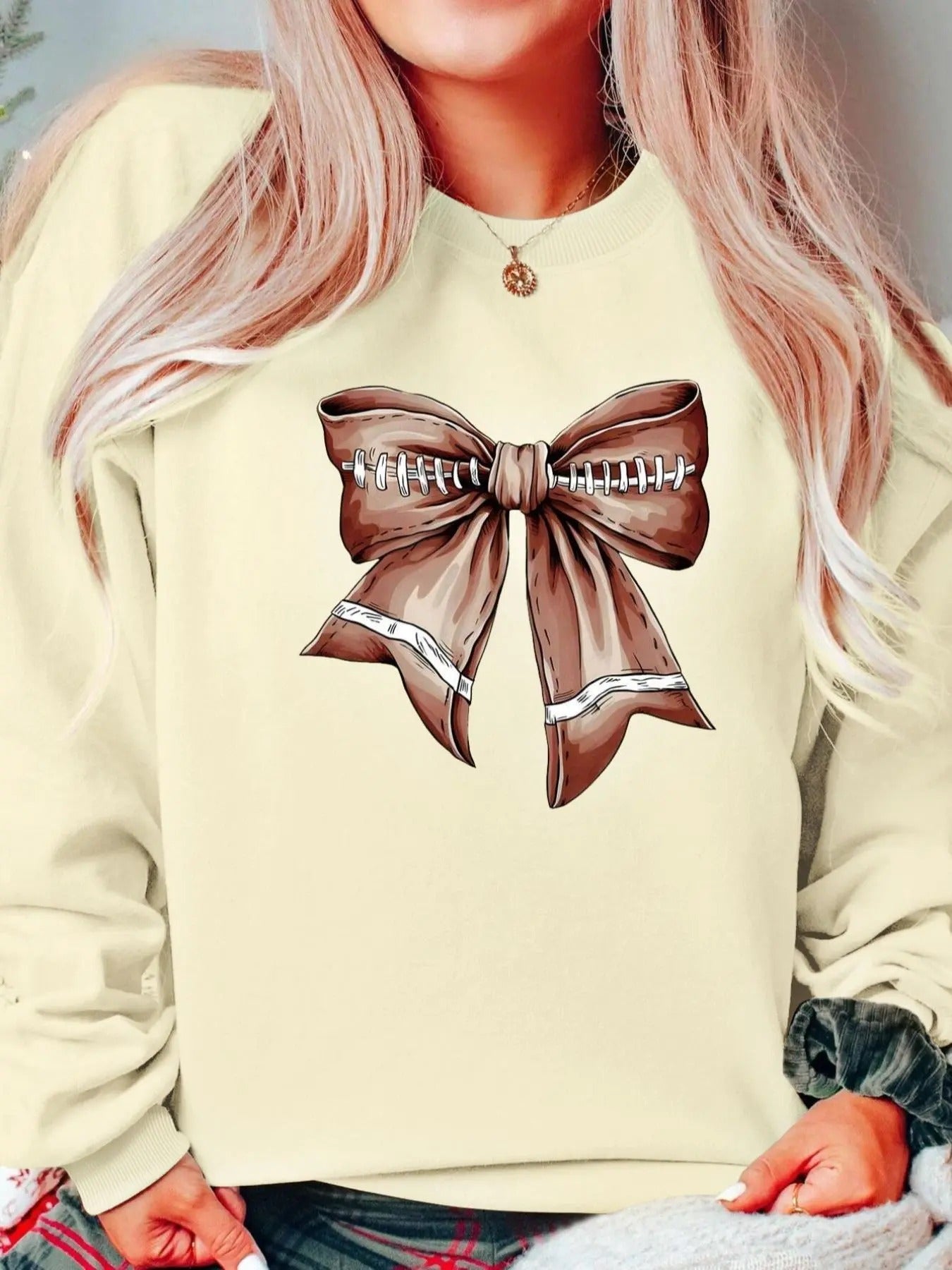 Women's Bow Print Drop Shoulder Sweatshirt, Casual Long Sleeve Round Neck Pullover for Fall & Winter, Ladies Clothes for...