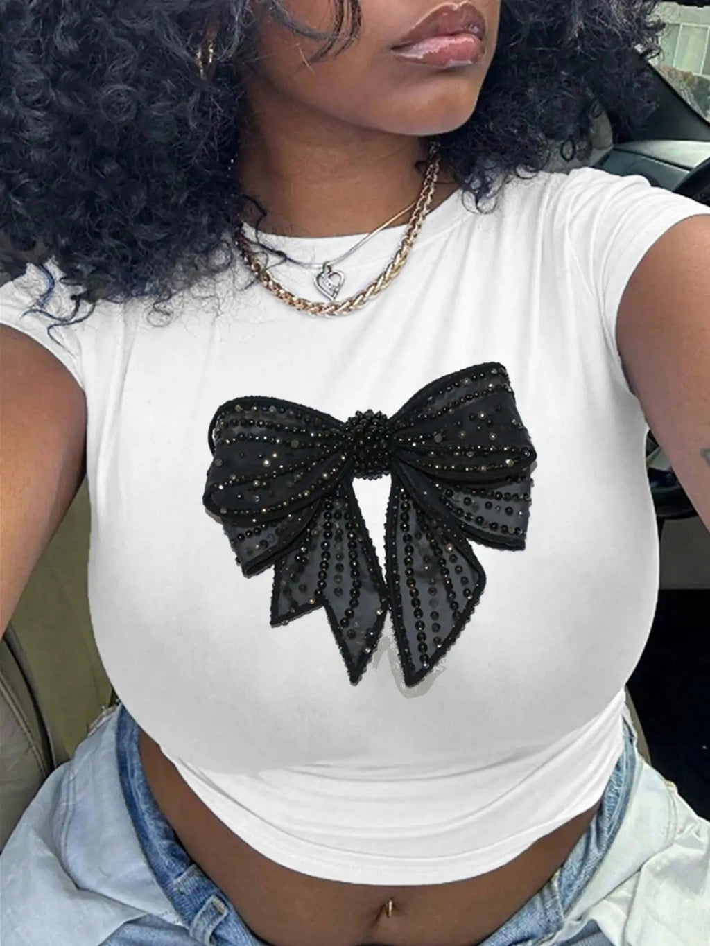 Women's Bowknot Embroidery Round Neck Tee, Casual Short Sleeve Crew Neck T-shirt for Summer, Fashion Women's Top for...