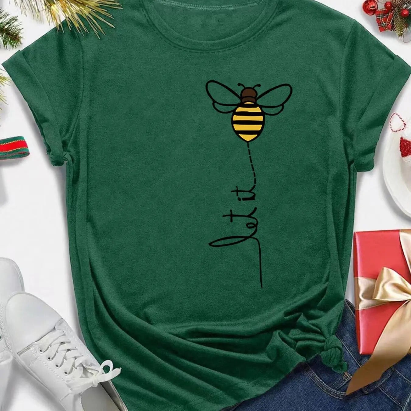 Women's Cartoon Bee Print Round Neck Tee, Casual Short Sleeve Crew Neck T-Shirt for Summer, Fashion Women's Top for Daily...