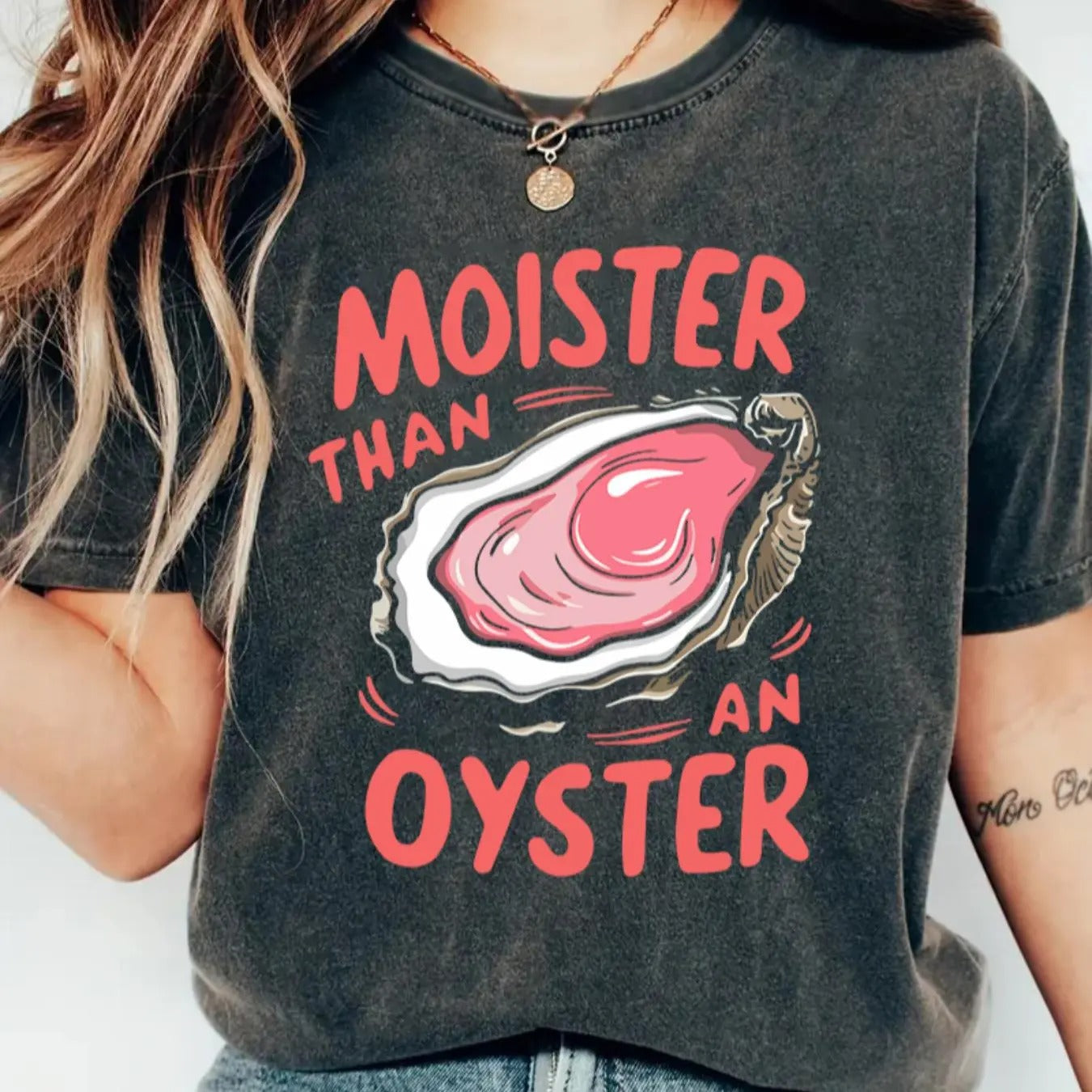 Women's Cartoon Oyster Print Round Neck Tee, 1 Count Casual Short Sleeve T-shirt for Daily Wear, Fashion Ladies Clothes...