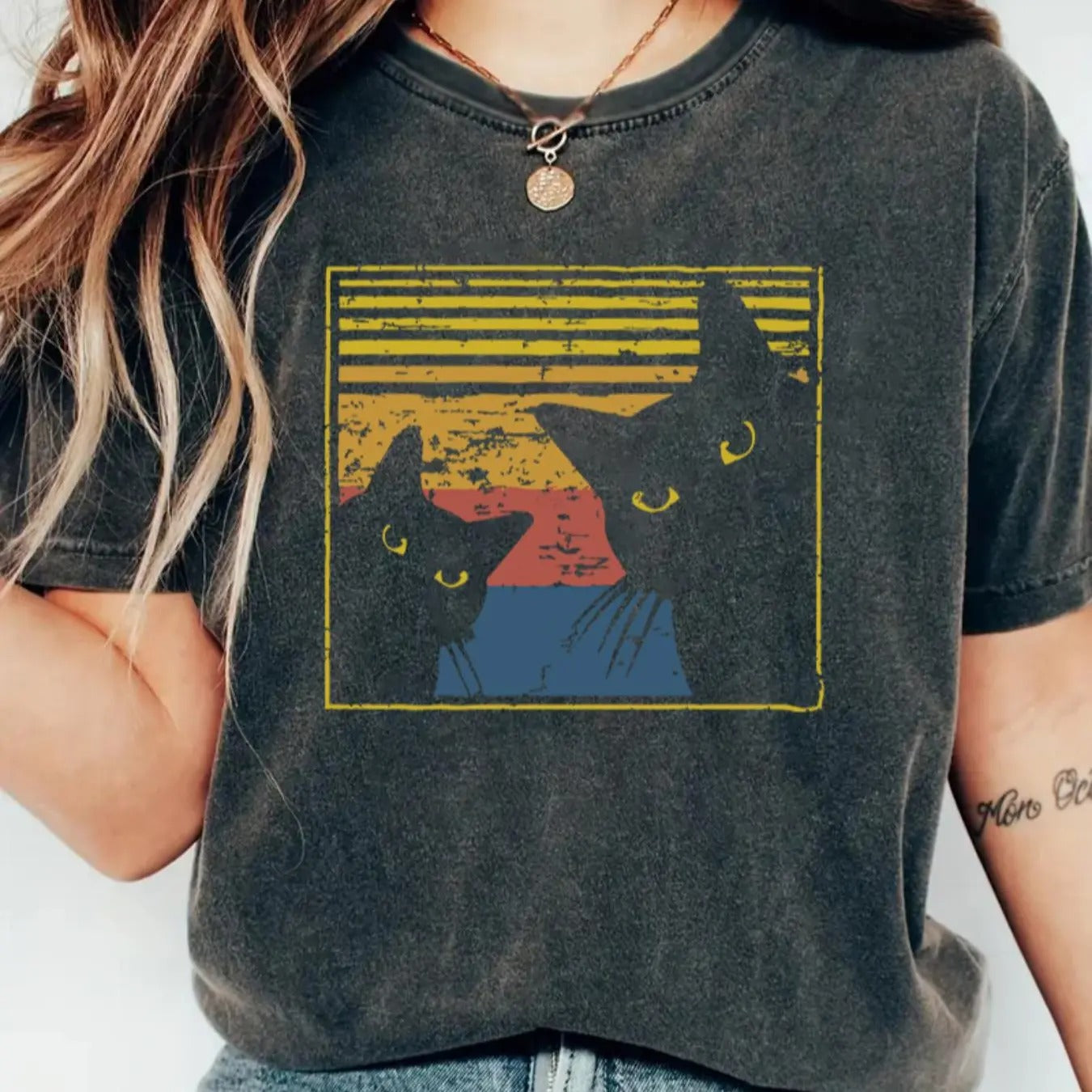 Women's Cat Print Round Neck Graphic Tee, Vintage Trendy Casual Drop Shoulder Short Sleeve T-shirt for Daily Wear, Ladies...