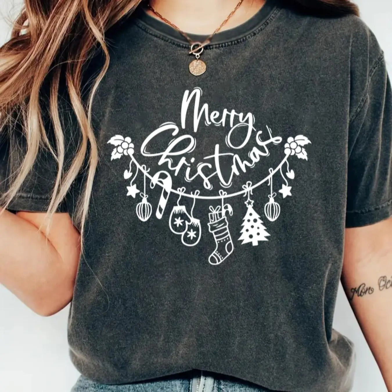 Women's Christmas Letter Print Round Neck Graphic Tee, Casual Drop Shoulder Short Sleeve T-shirt for Daily Wear, Ladies...