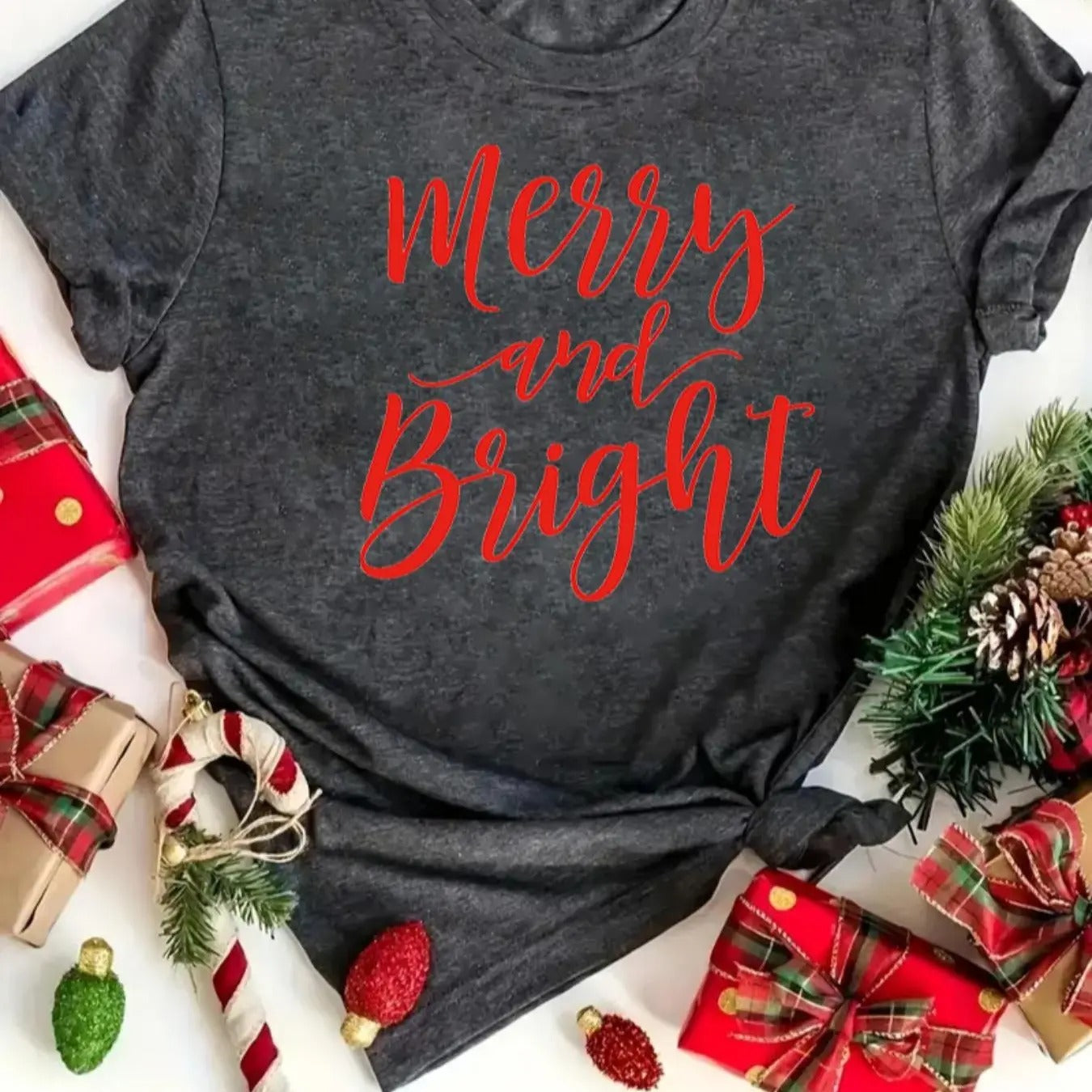 Women's Christmas Letter Print Round Neck Tee, Casual Short Sleeve Crew Neck T-Shirt for All Seasons, Fashion Women's Top...