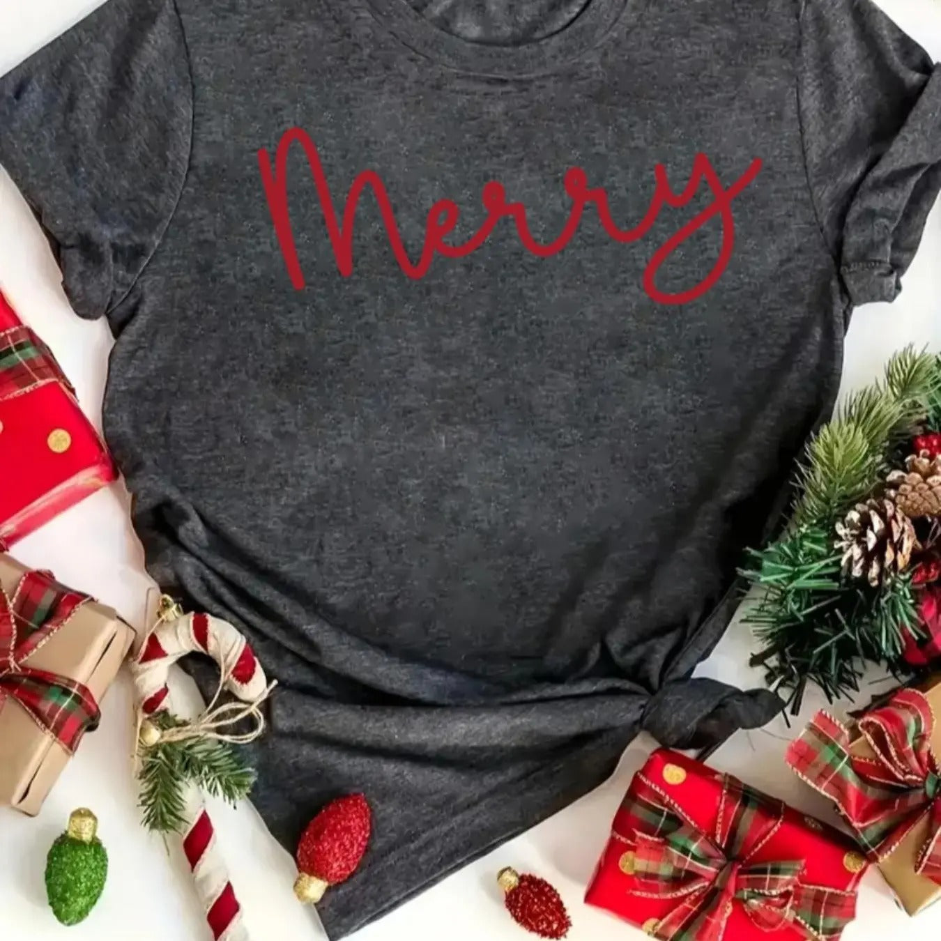 Women's Christmas Letter Print Round Neck Tee, Casual Short Sleeve Crew Neck T-shirt for All Seasons, Fashion Women's Top...