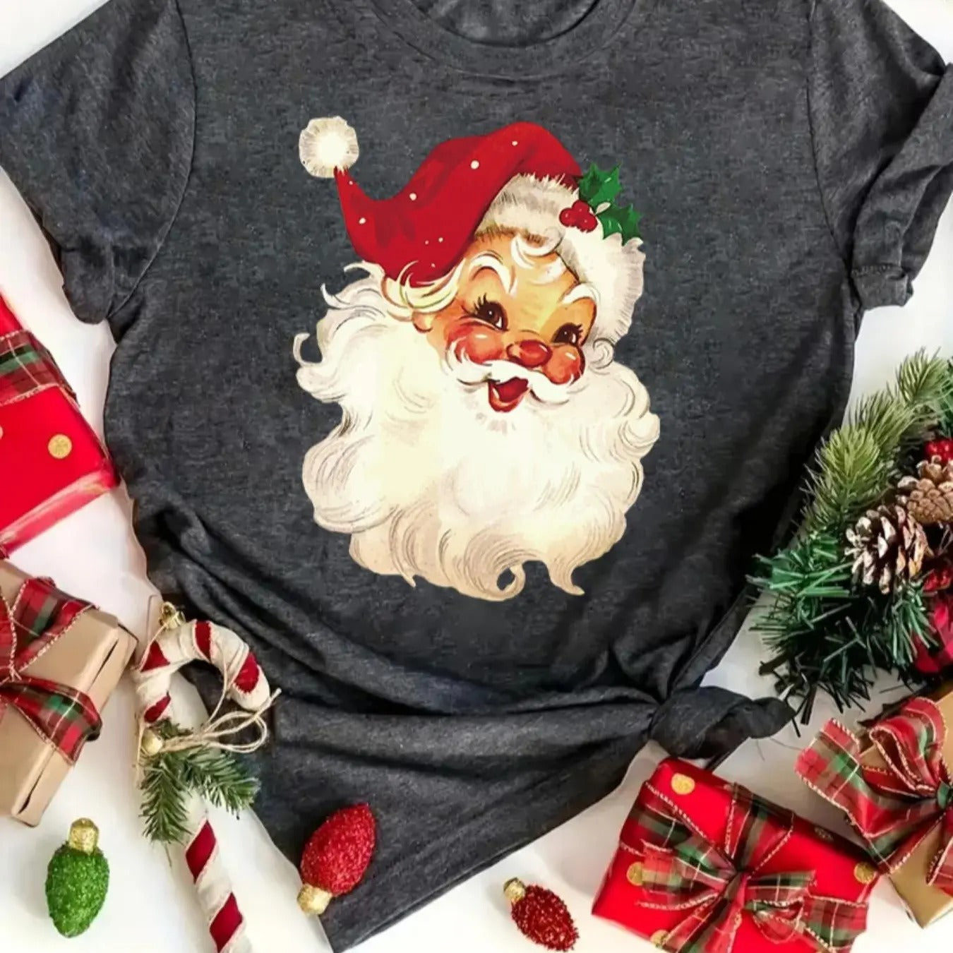 Women's Christmas Print Round Neck Tee, Casual Short Sleeve Crew Neck T-Shirt for Summer, Fashion Women's Top for Daily...