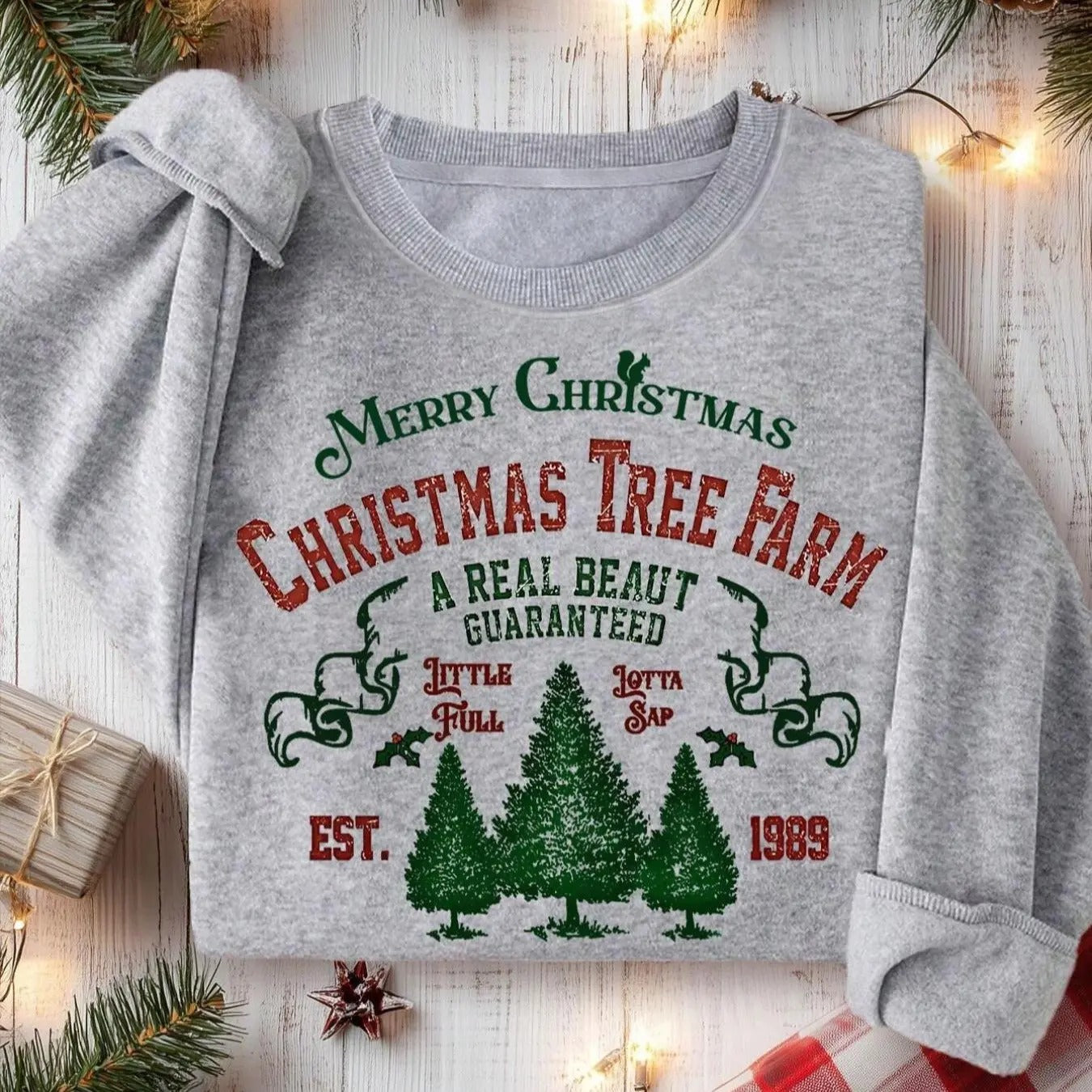 Women's Christmas Tree & Letter Print Drop Shoulder Thermal Lined Sweatshirt, Casual Long Sleeve Round Neck Pullover for...