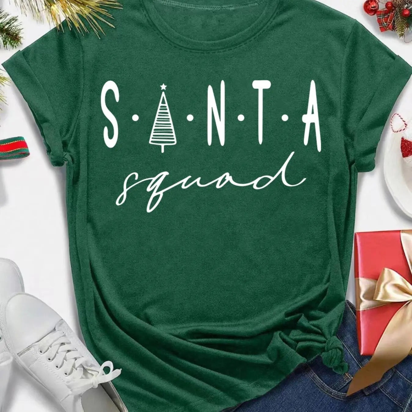 Women's Christmas Tree & Santa Squad Print Round Neck Tee, Casual Short Sleeve Crew Neck T-shirt for All Seasons, Fashion...