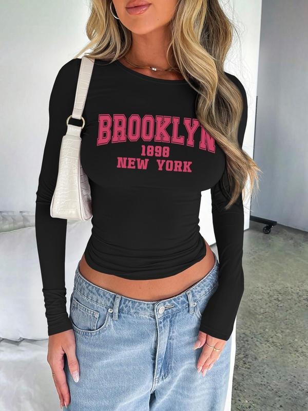 Women's Fashionable Letter Print Long Sleeve Cropped T-Shirt, Available in 12 Colors for Spring & Fall, Sexy Fit and...
