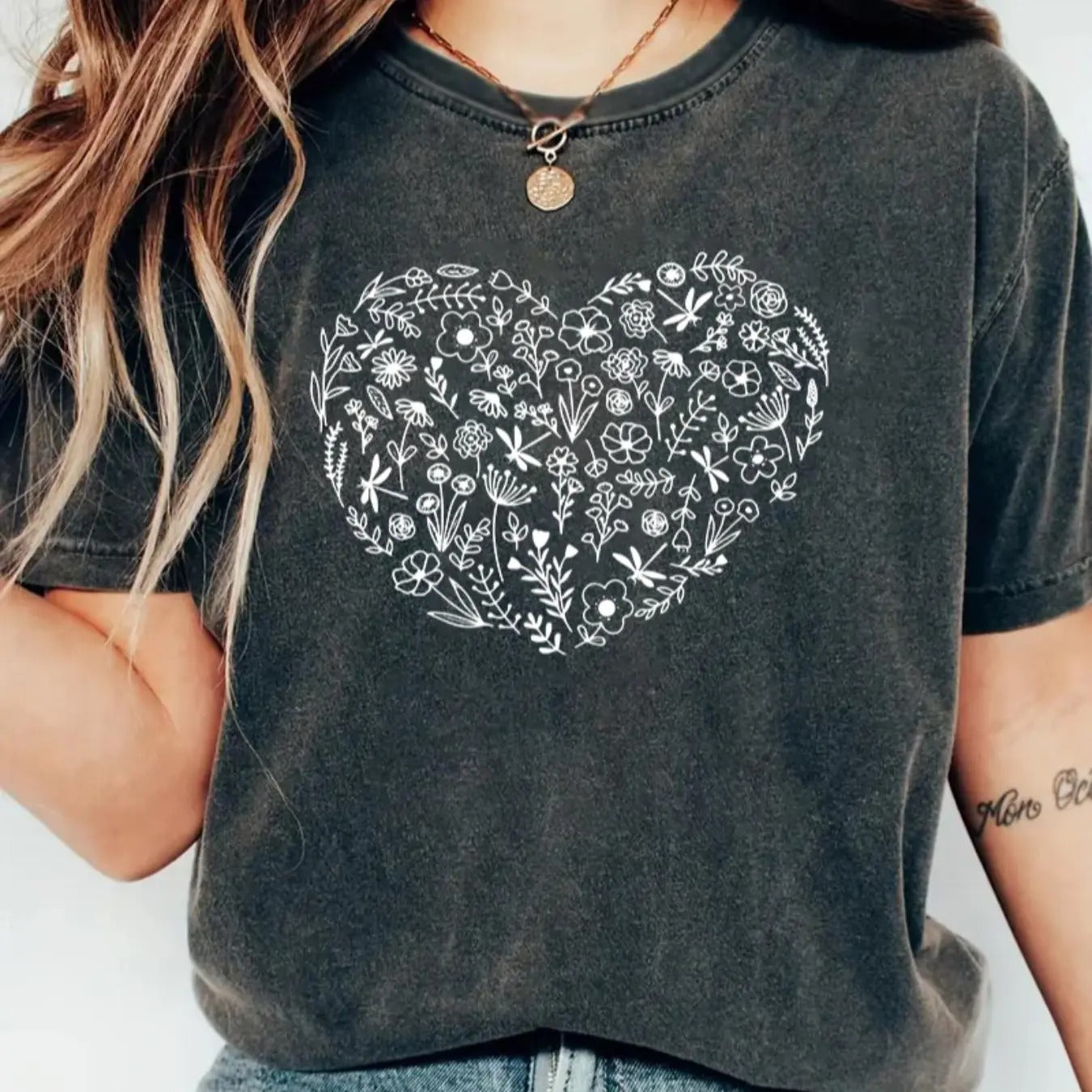 Women's Floral & Leaf Print Round Neck Tee, Casual Short Sleeve Crew Neck T-Shirt for Summer, Fashion Women's Top for...