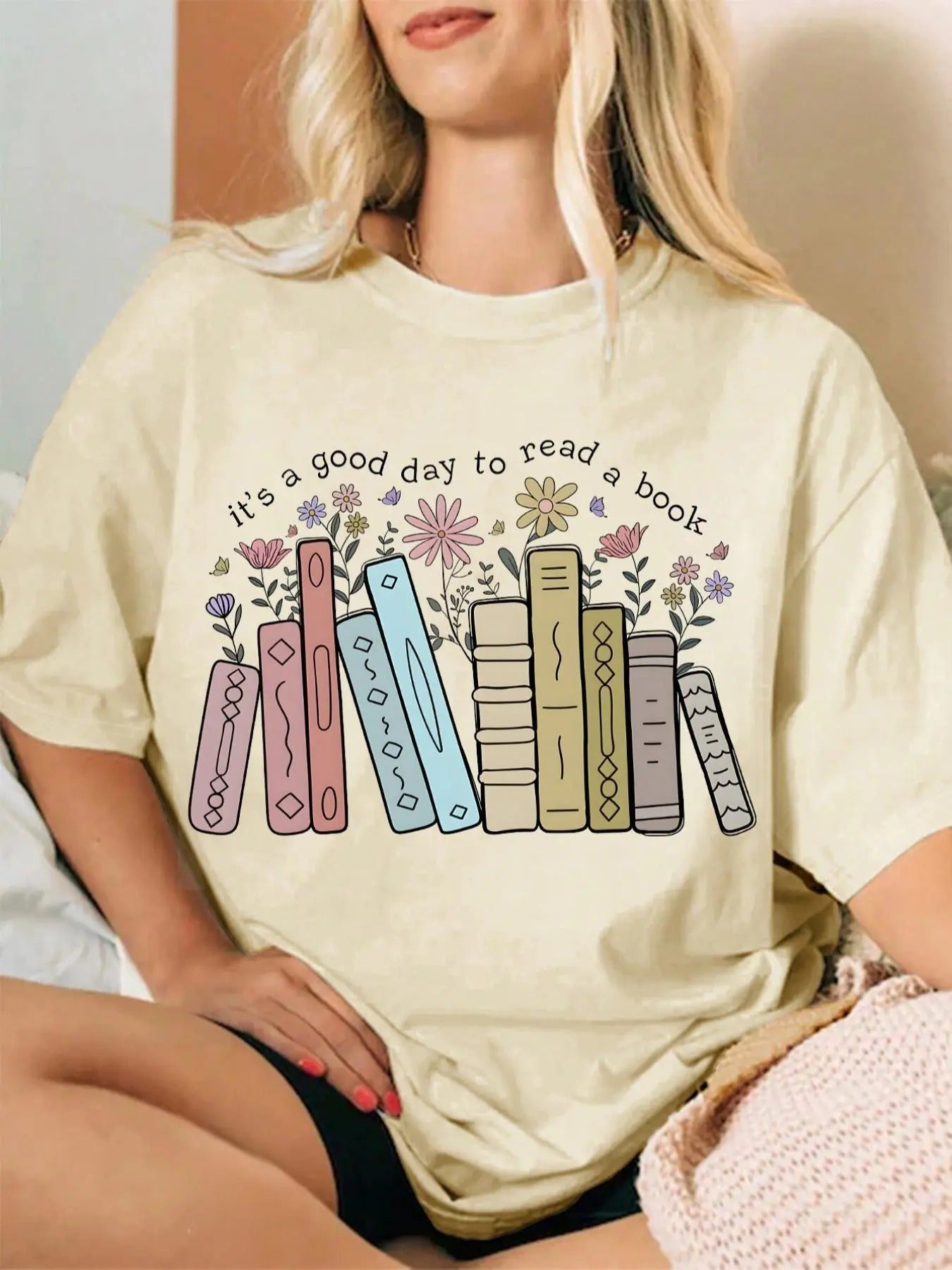 Women's Floral Book & Letter Print Round Neck Tee, Casual T-shirt for Summer, Women's Top for Daily Wear Hoodie Sweatshirt