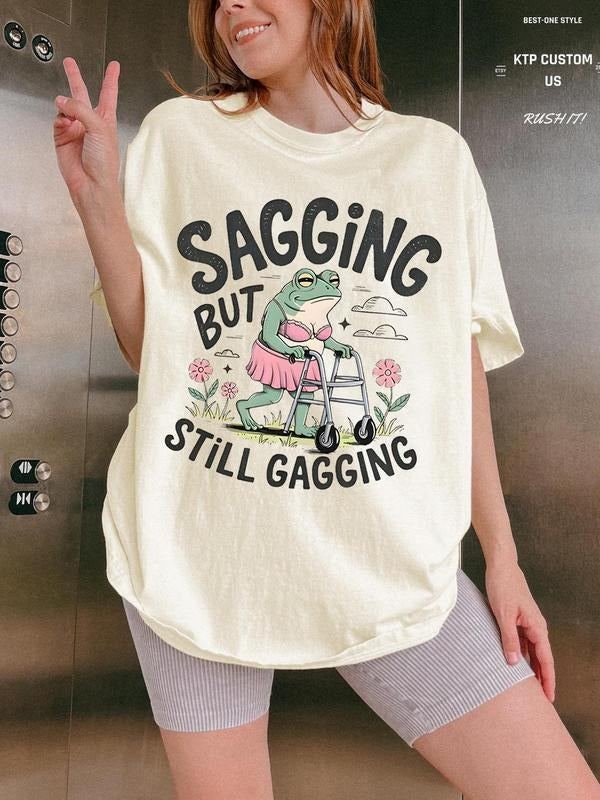 Women's Frog Graphic Print Round Neck Tee, Fashion Casual Short Sleeve T-shirt, Ladies Summer Clothes for Daily Wear...