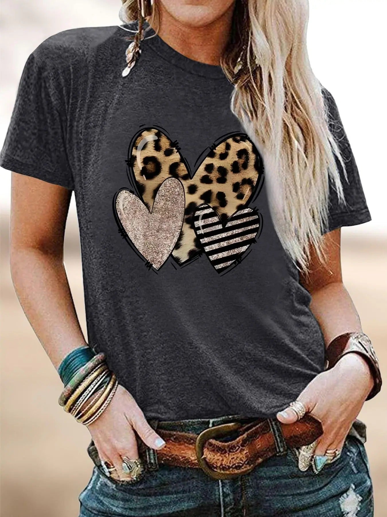 Women's Heart & Leopard Print Round Neck Tee, Casual Striped Print Short Sleeve Crew Neck T-shirt for Summer, Fashion...