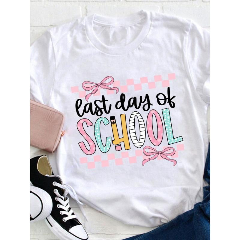 Women's Last Day of T-Shirt - Casual Short Sleeve Round Neck Tee with Playful Lettering, Stars & Checkered Design