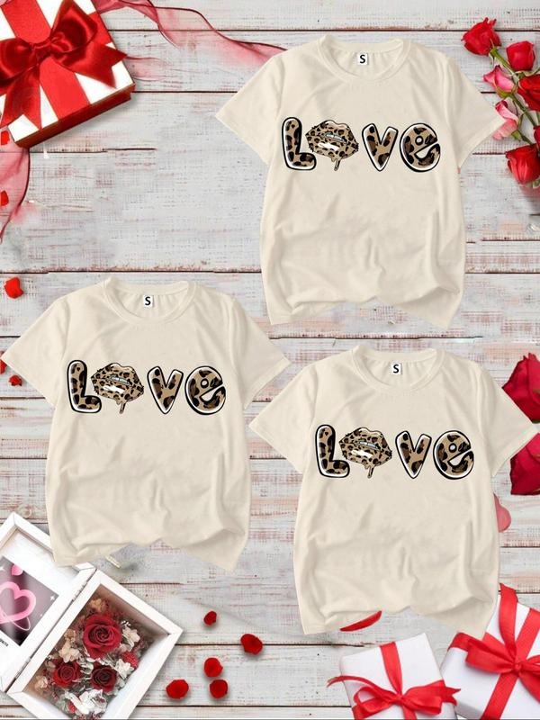 Women's Leopard & Letter Print Round Neck Tee, Casual Short Sleeve T-shirt for Daily Wear, Ladies Clothes for All Seasons...