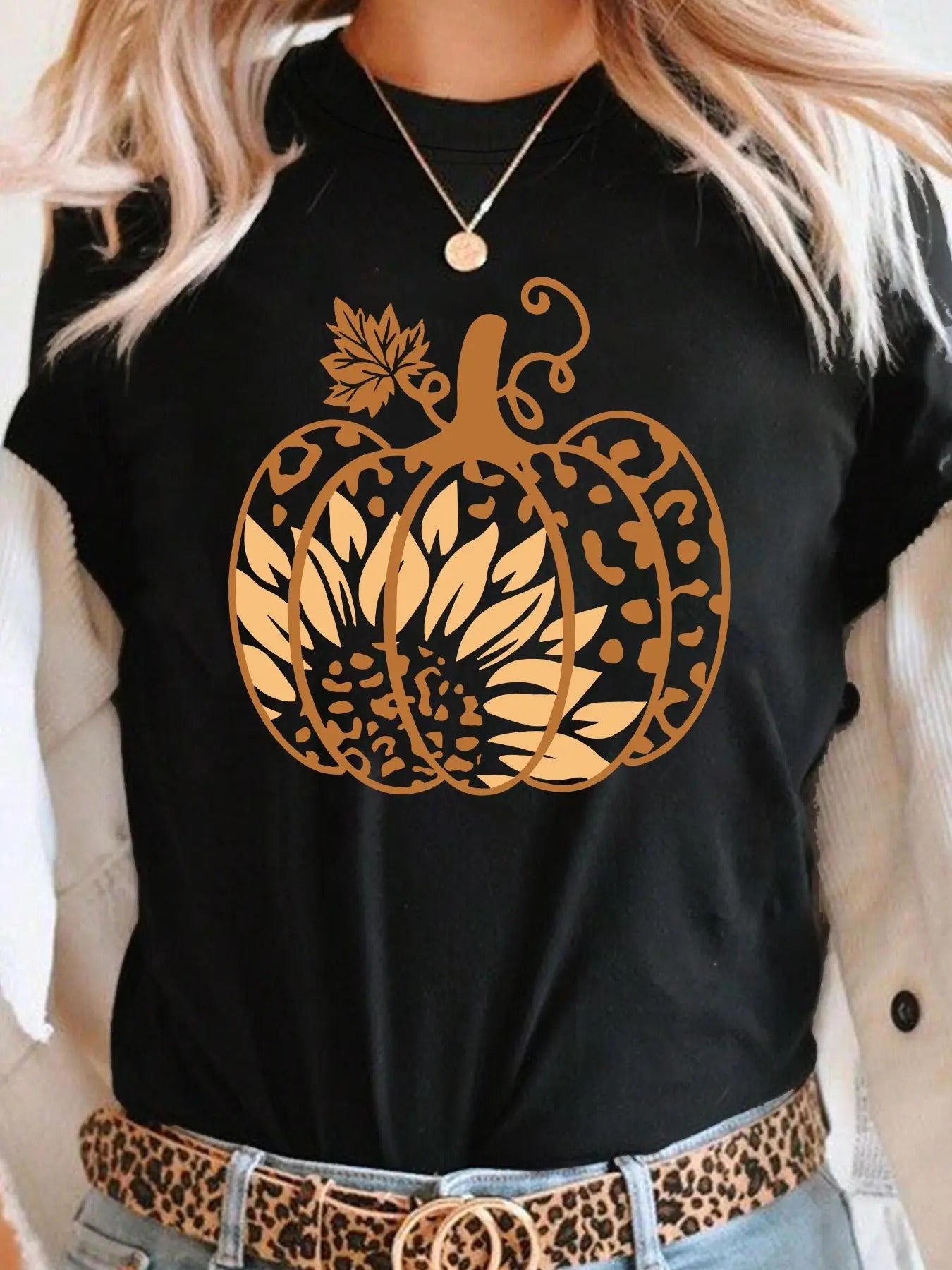 Women's Leopard Pumpkin Print Drop Shoulder Tee, Casual Short Sleeve Round Neck T-shirt for All Seasons, Women's Top for...