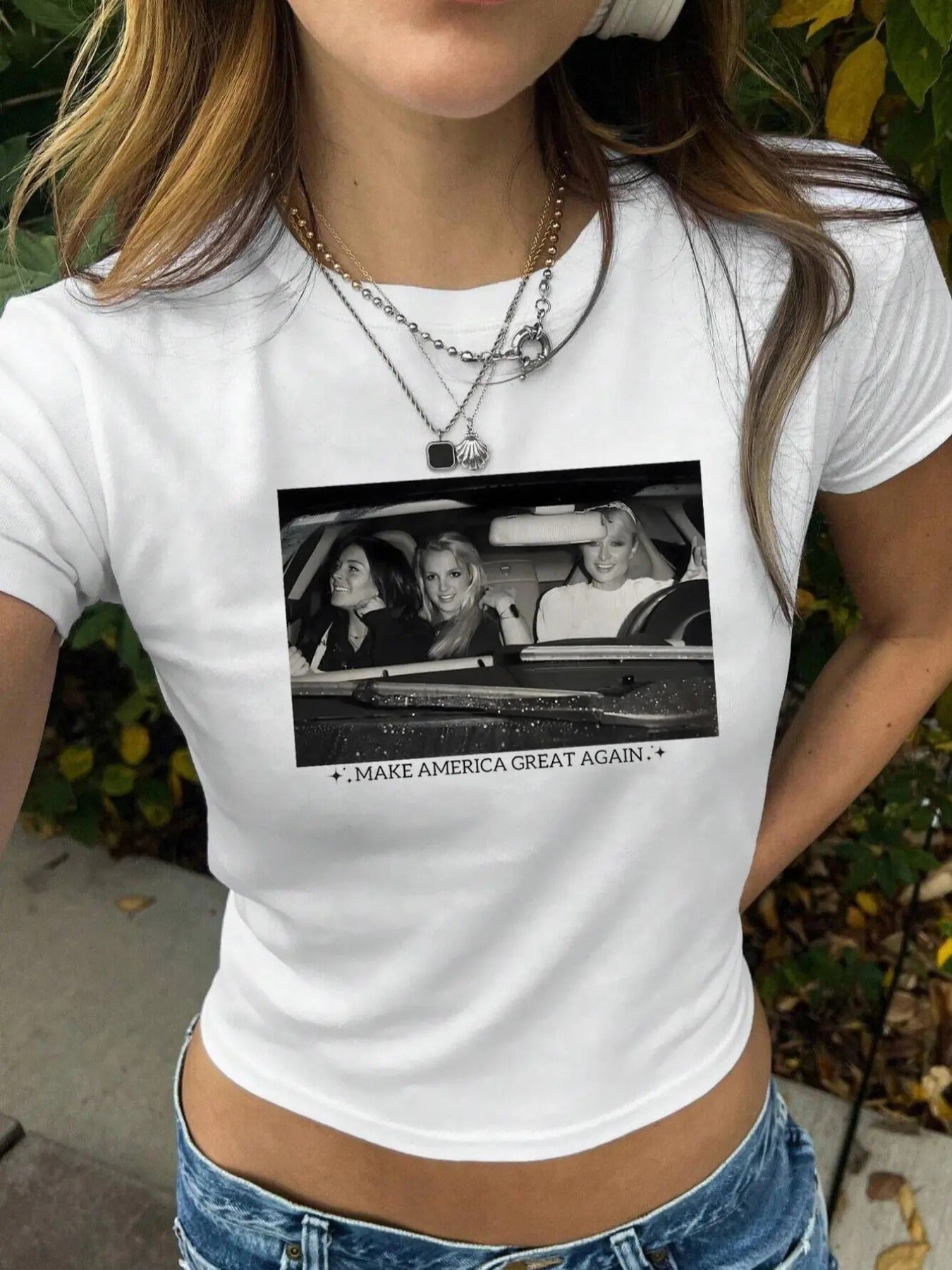 Women's Letter & Figure Print Round Neck Crop Tee, Casual Slim-fitting Short Sleeve T-shirt, Ladies Summer Clothes for...