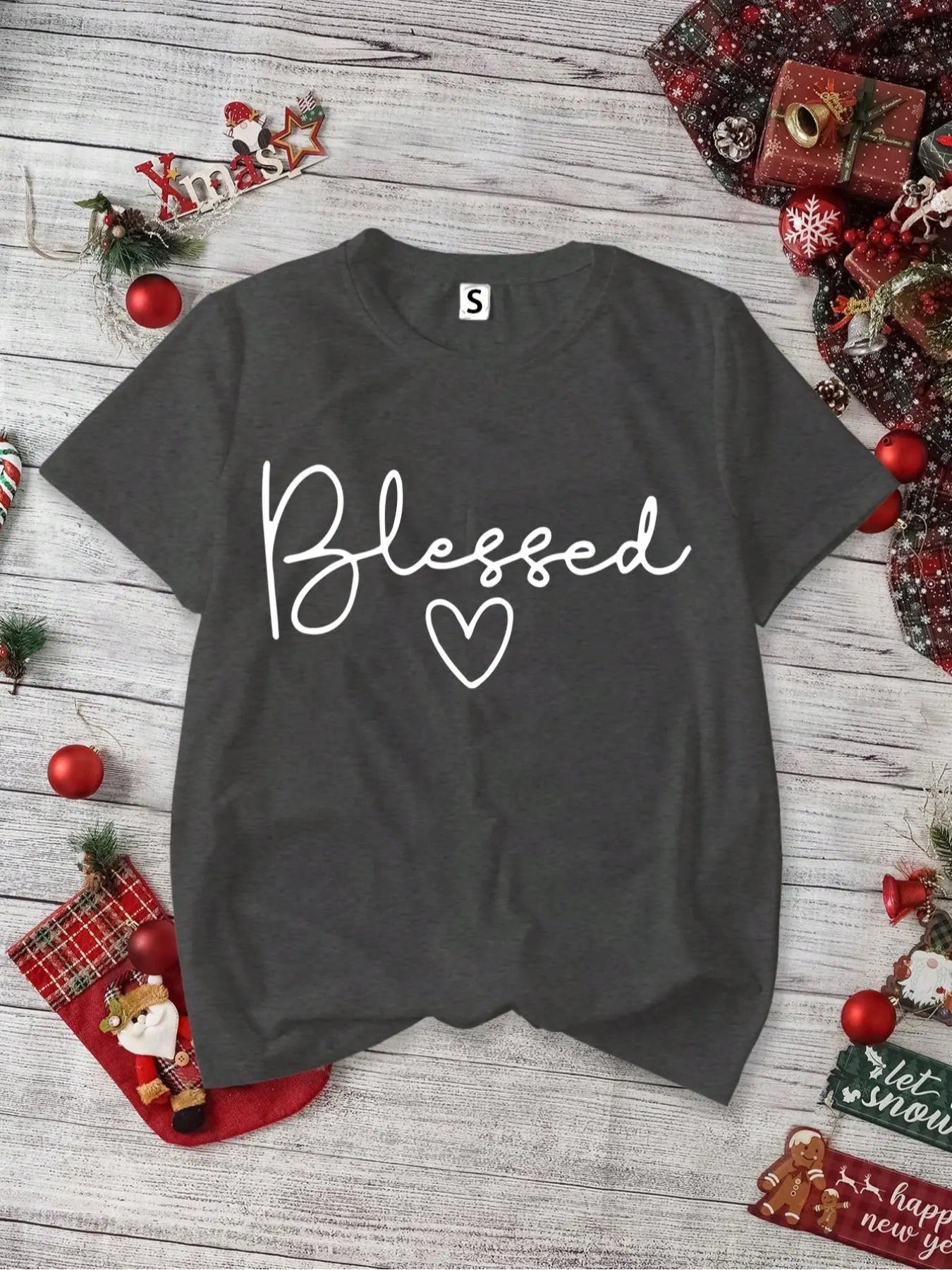 Women's Letter & Heart Print Round Neck Tee, Casual Short Sleeve Crew Neck T-shirt for Daily Wear, Ladies Clothes for All...