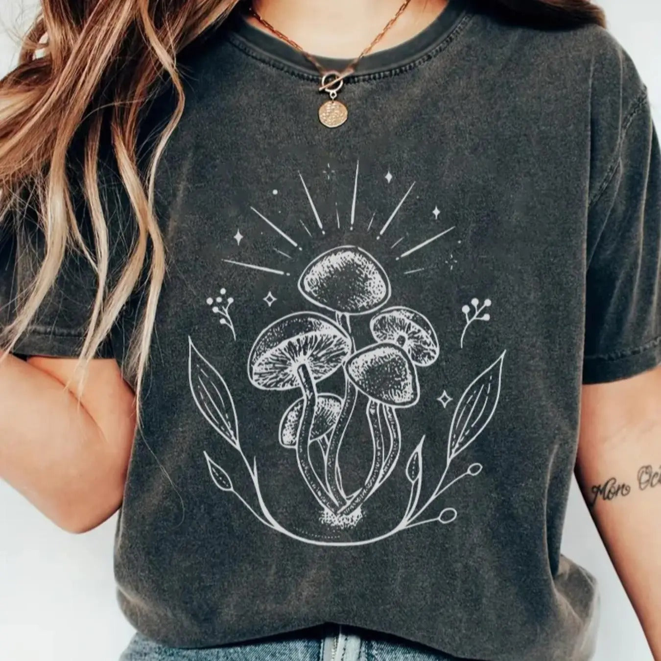 Women's Mushroom Print Round Neck Tee, 1 Count Casual Fun Short Sleeve T-shirt for Daily Wear, Fashion Ladies Clothes for...