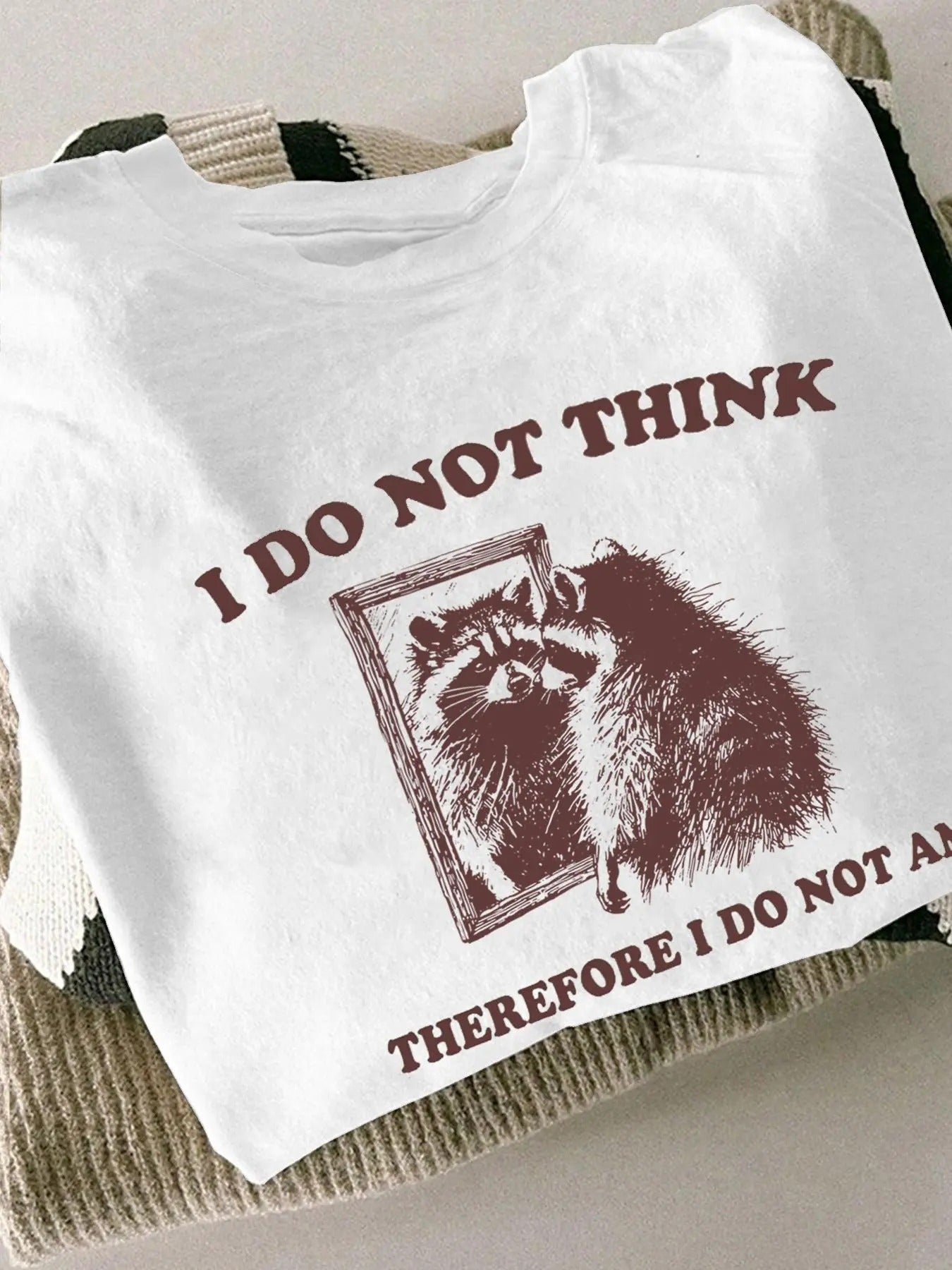Women's Raccoon & Letter Print Round Neck Tee, Fashion Casual Crew Neck T-Shirt for Daily Holiday Vacation Outdoor Wear,...