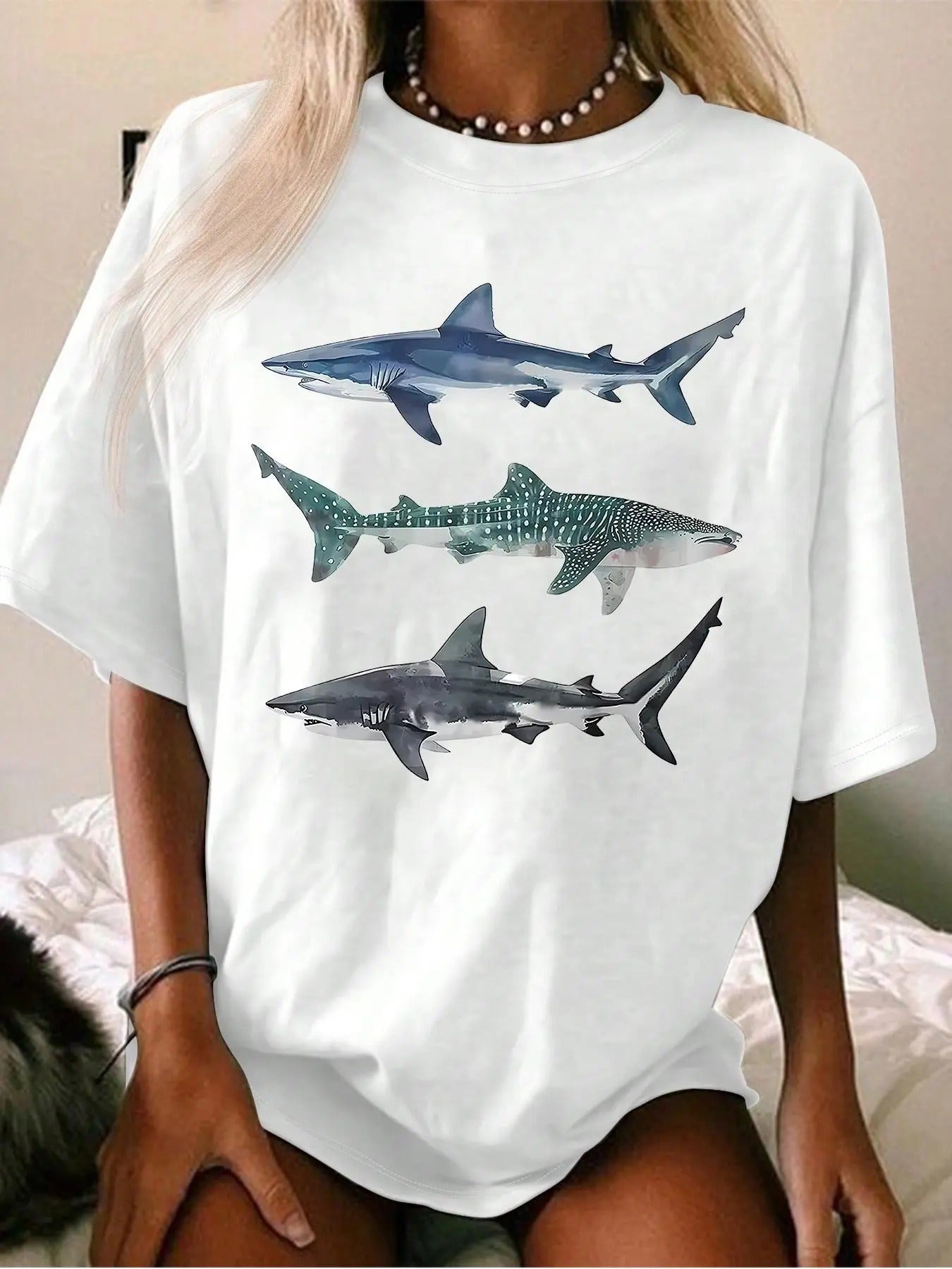 Women's Shark Print Round Neck Graphic Tee, Vintage Trendy Casual Drop Shoulder Half Sleeve T-shirt for Daily Wear,...