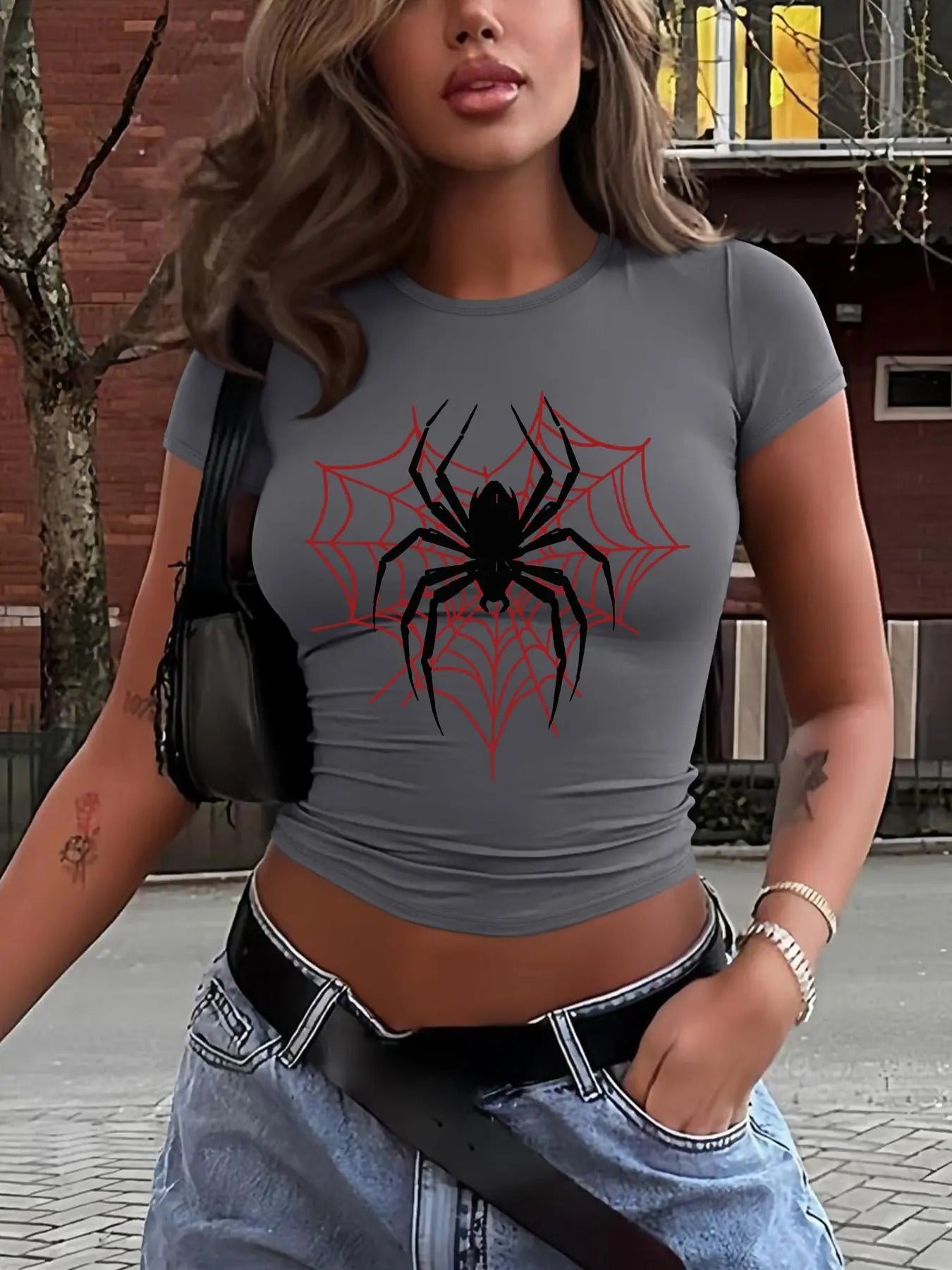 Women's Spider Print Round Neck Tee, Fashion Casual Crew Neck T-shirt for Daily Holiday Vacation Outdoor Wear, Ladies...