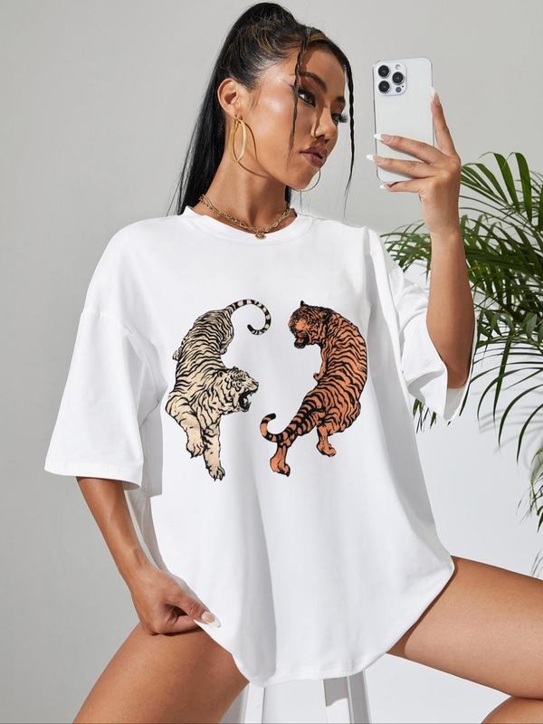 Women's Tiger Print Round Neck Graphic Tee, Vintage Trendy Casual Drop Shoulder Short Sleeve T-shirt for Daily Wear,...