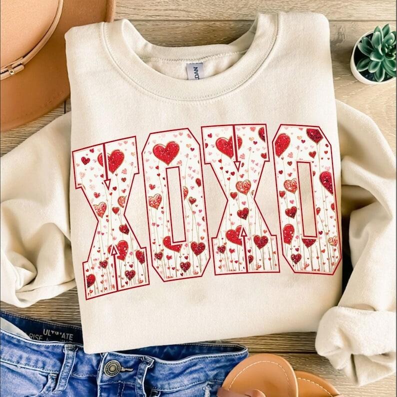 XOXO Valentine's day Sweatshirt Heart , Valentine's Day , Valentine bow  , Heart xoxo ,  files Shirt Hoodie