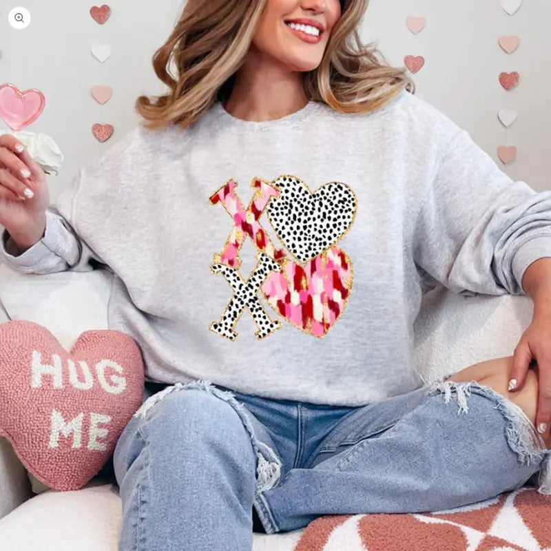 Xoxo Printed Sweatshirt, Checkered Heart Sweatshirt, Valentines Comfort Colors T Shirt, Good Vibes Gift Sweatshirt Full...