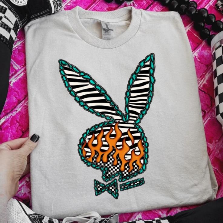Zebra Playboy Graphic tees, vintage crewneck sweatshirts, western outfit women, cowgirl outfits, western clothing stuff...