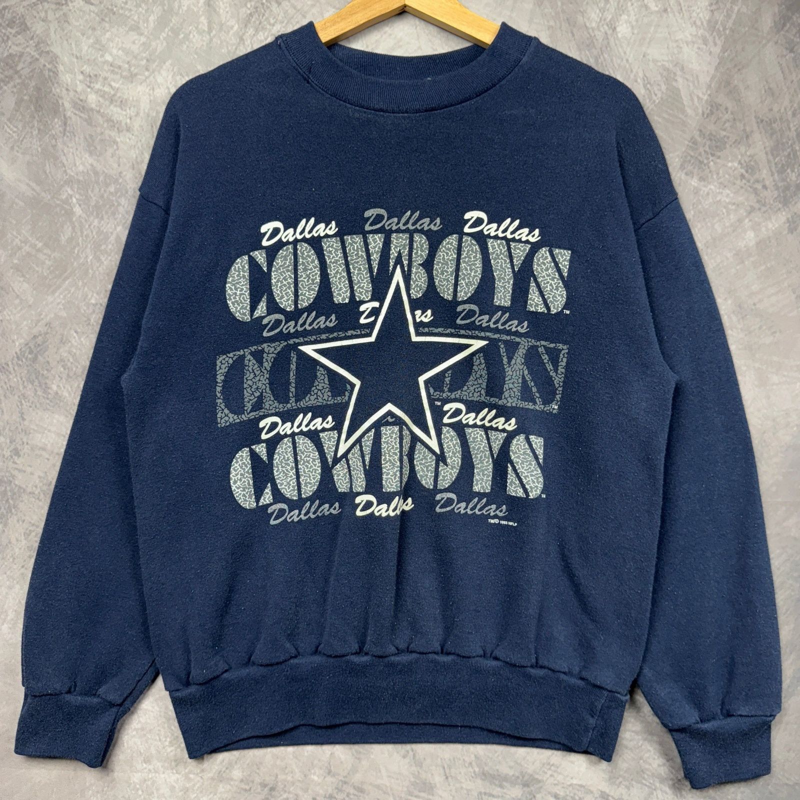 Vintage 90s Blue Dallas Cowboys Logo Graphic Sweatshirt M 4131 Shirt Hoodie | PrintMintTees.com