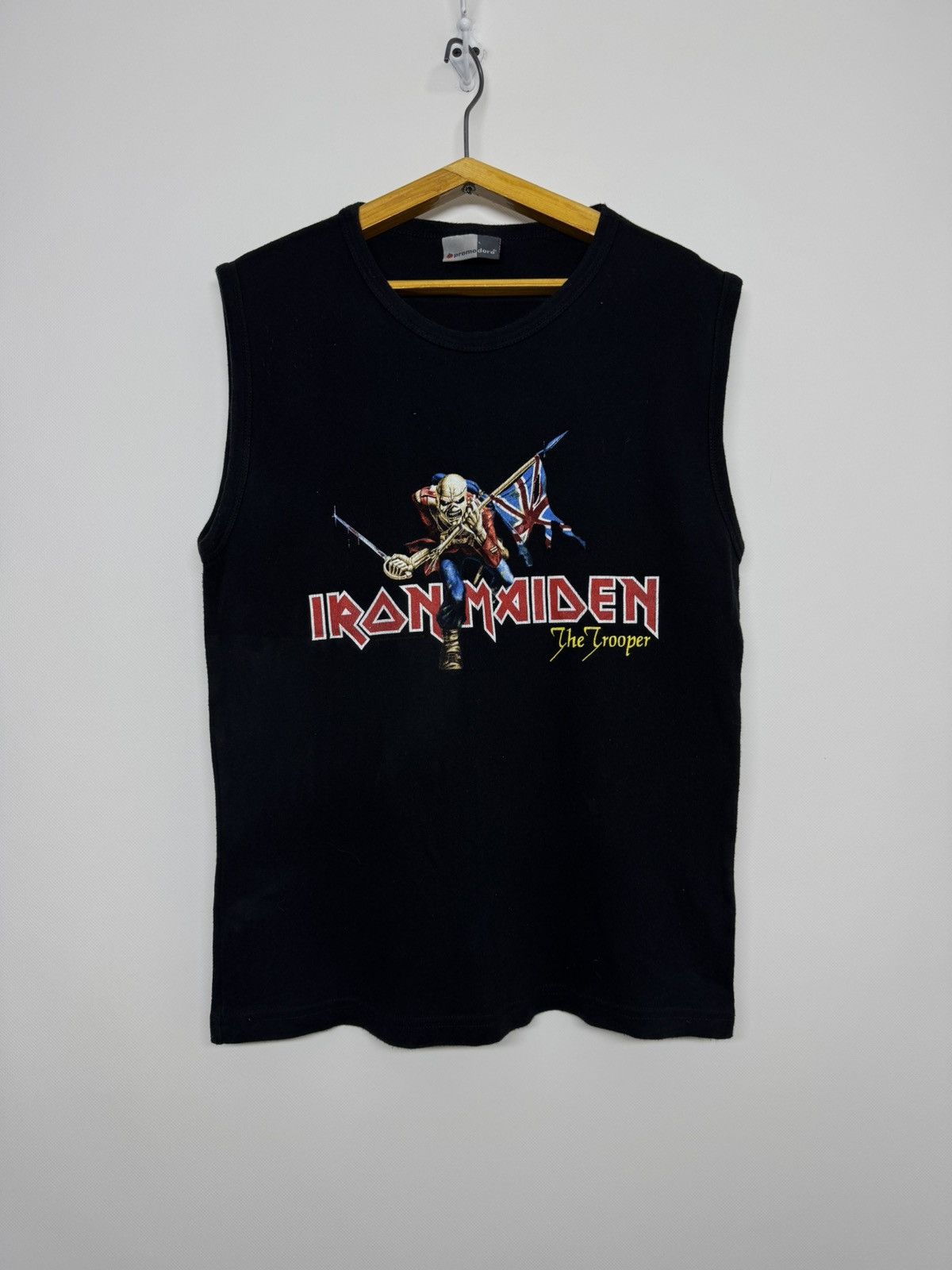 Iron Maiden Vintage Y2k T Shirt Sleeveless Iron Maiden 90 S Hoodie Sweatshirt | PrintMintTees.com