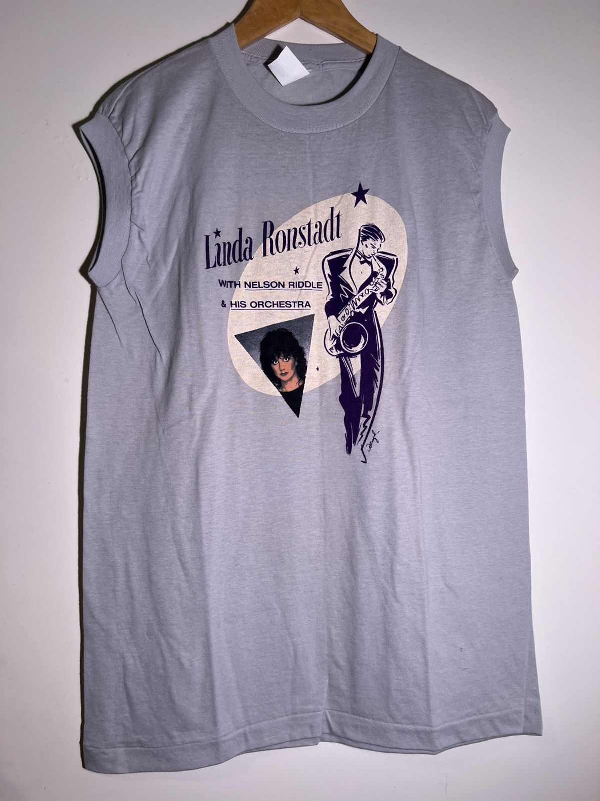 Band Tees 80 S Vtg Vintage Linda Ronstadt Singer Rock Music Retro Tee Hoodie Sweatshirt | PrintMintTees.com